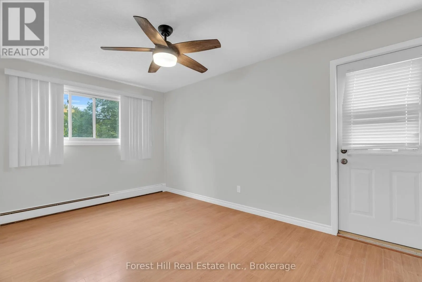35 SHAFTSBURY DRIVE