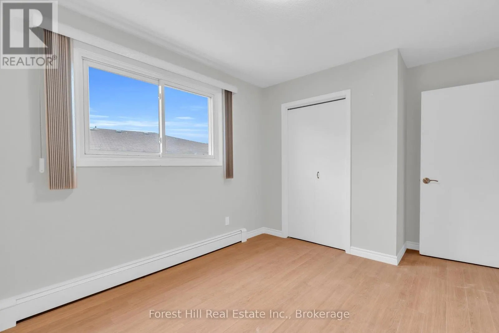 35 SHAFTSBURY DRIVE