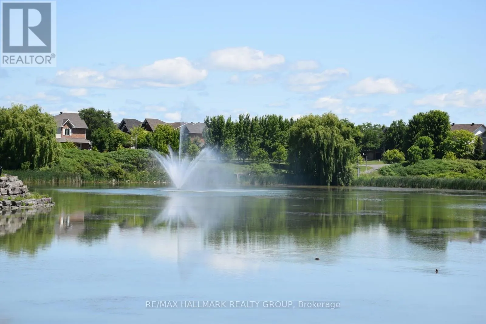 281 AQUAVIEW DRIVE