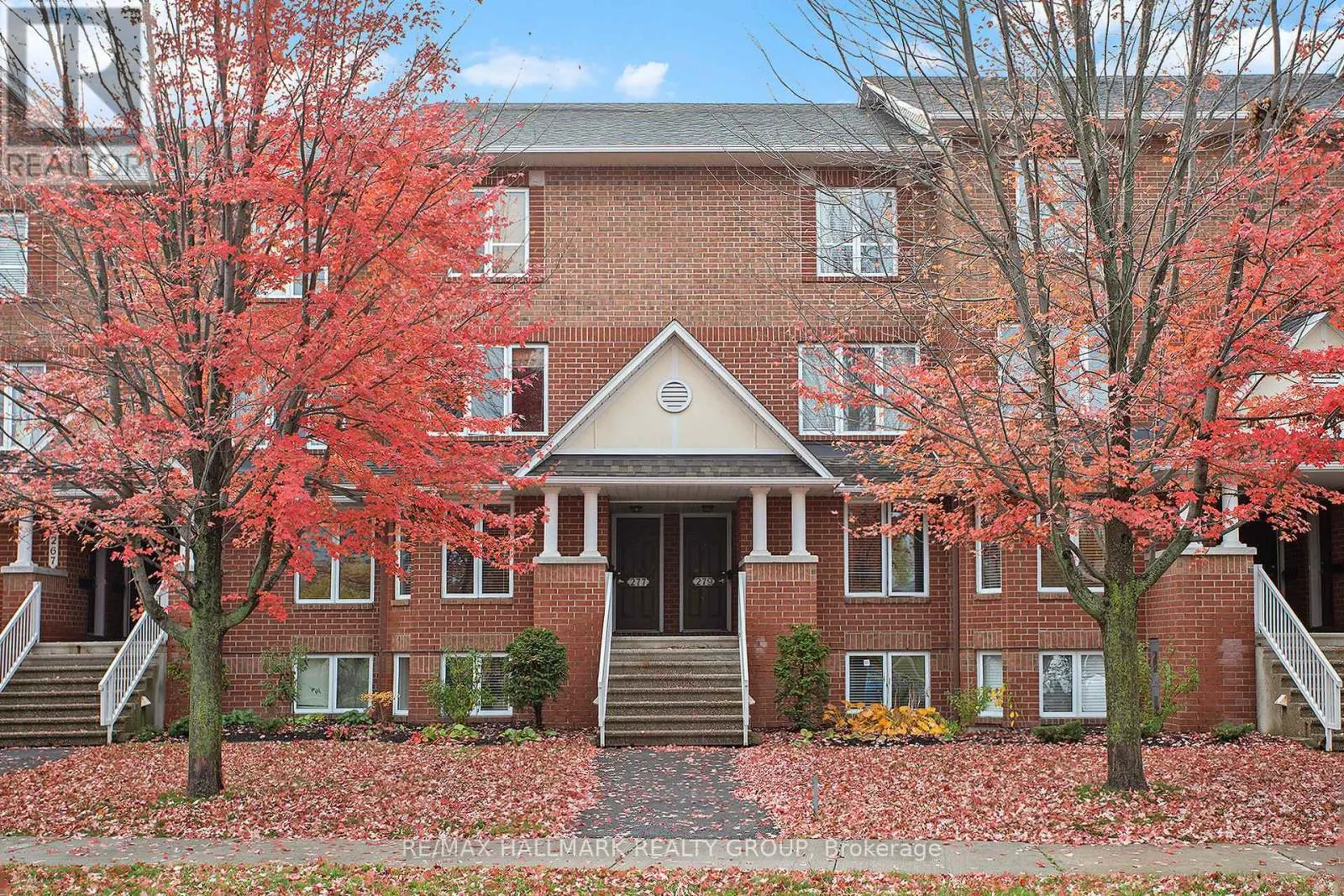 281 AQUAVIEW DRIVE