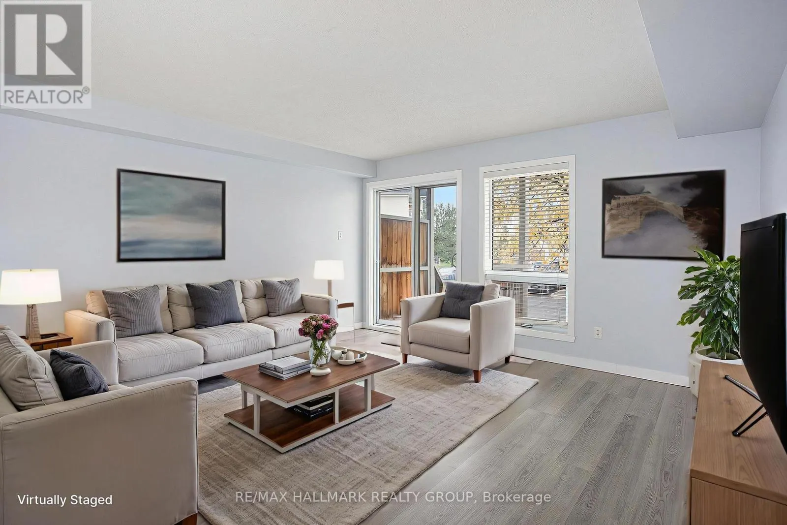281 AQUAVIEW DRIVE