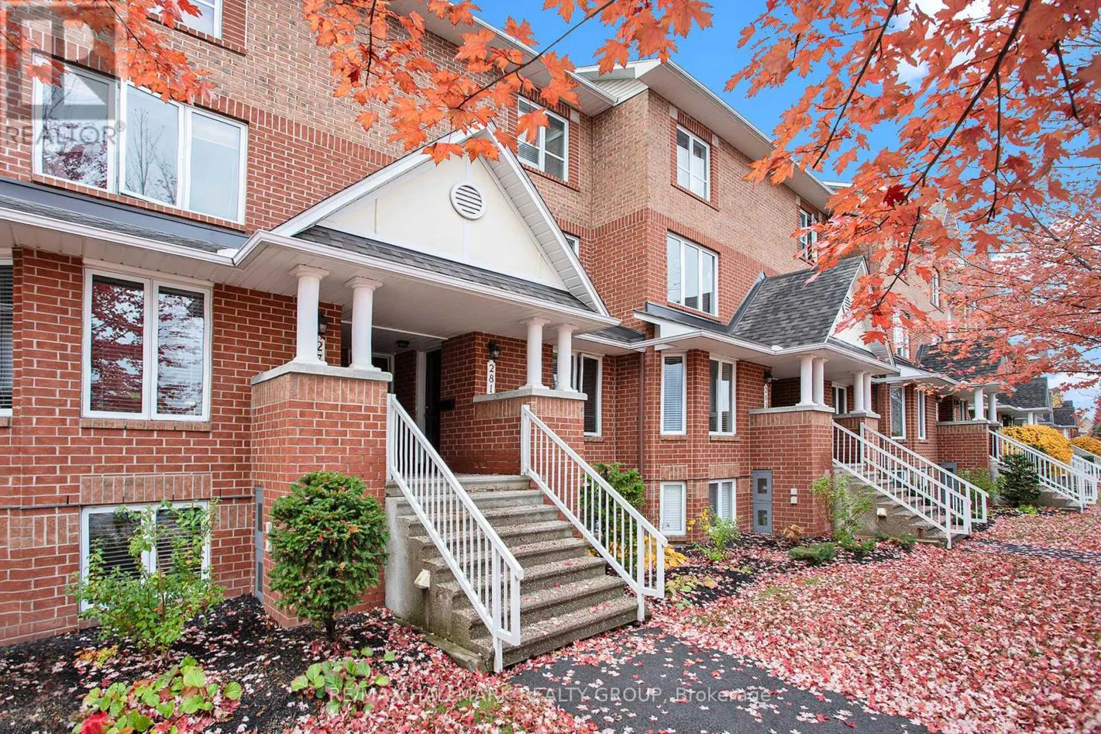 281 AQUAVIEW DRIVE