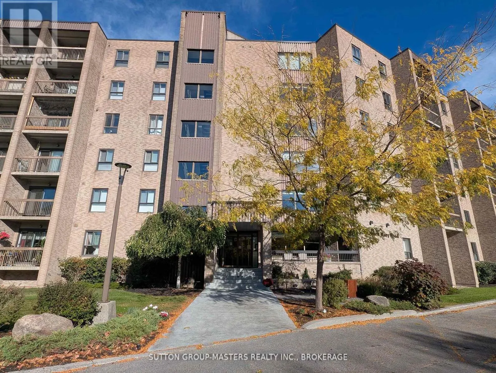 404 - 334 QUEEN MARY ROAD, #404