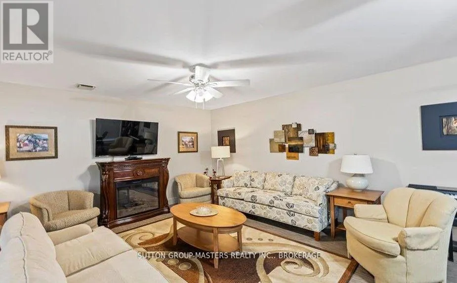 404 - 334 QUEEN MARY ROAD, #404