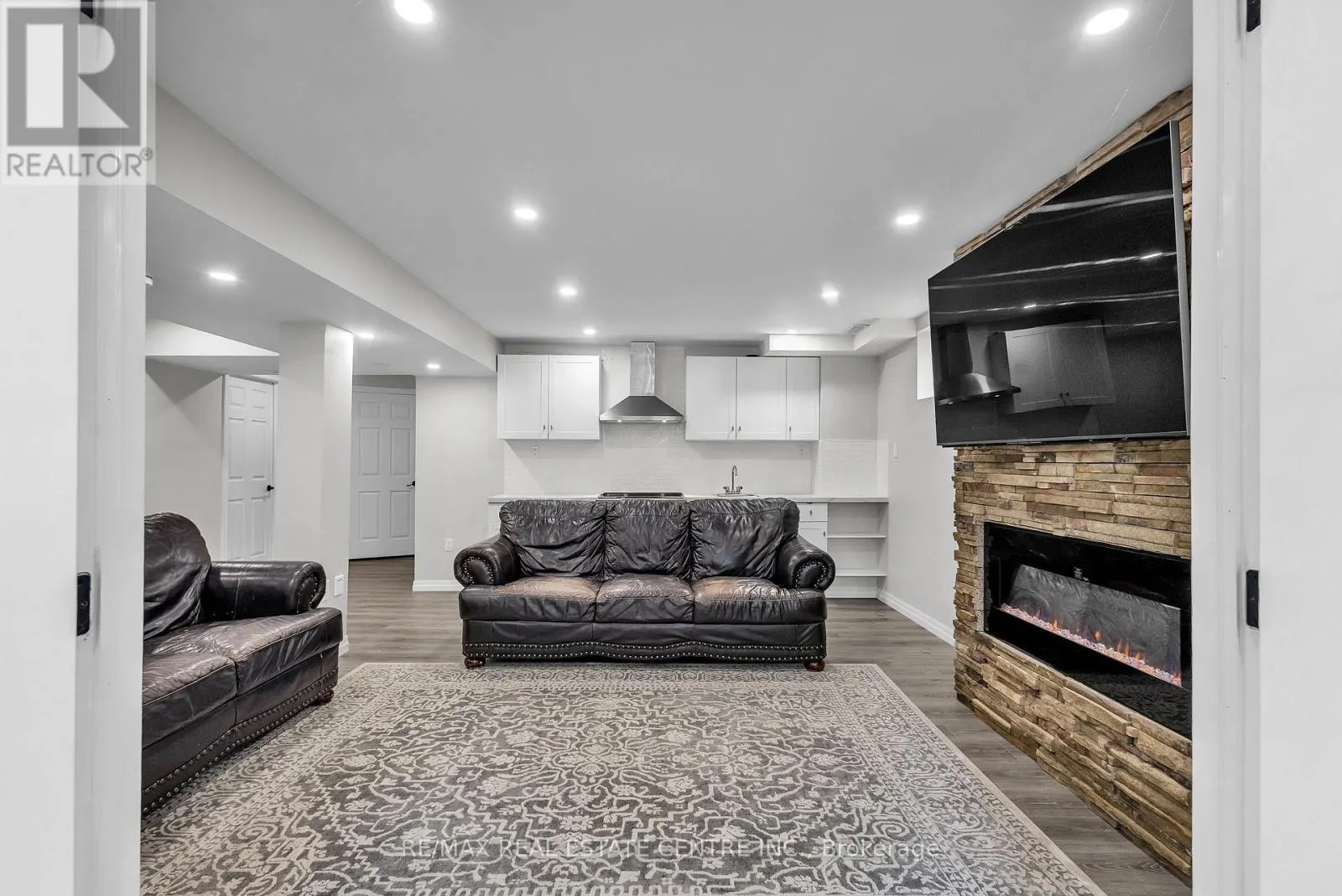 237 GOODWIN DRIVE