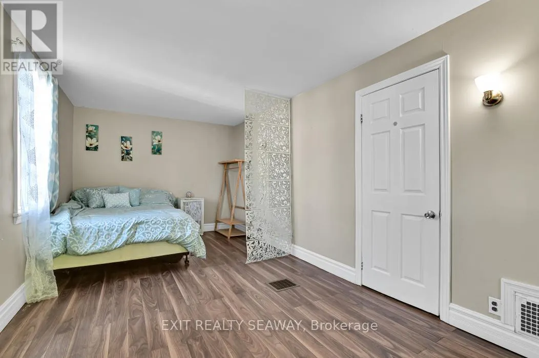 1315 CUMBERLAND STREET