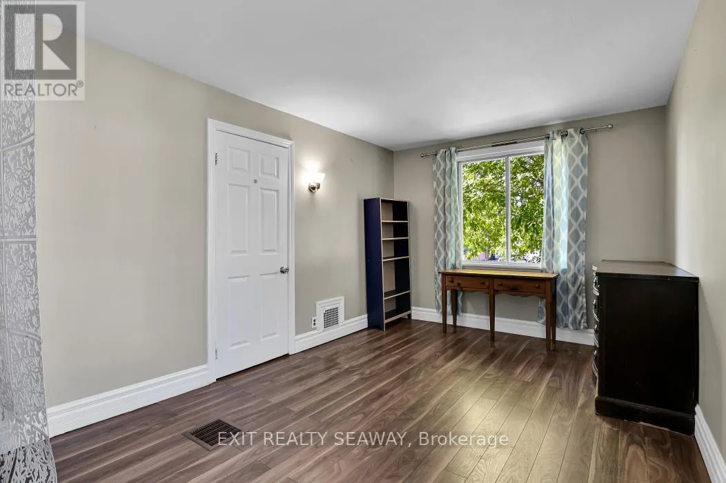 1315 CUMBERLAND STREET