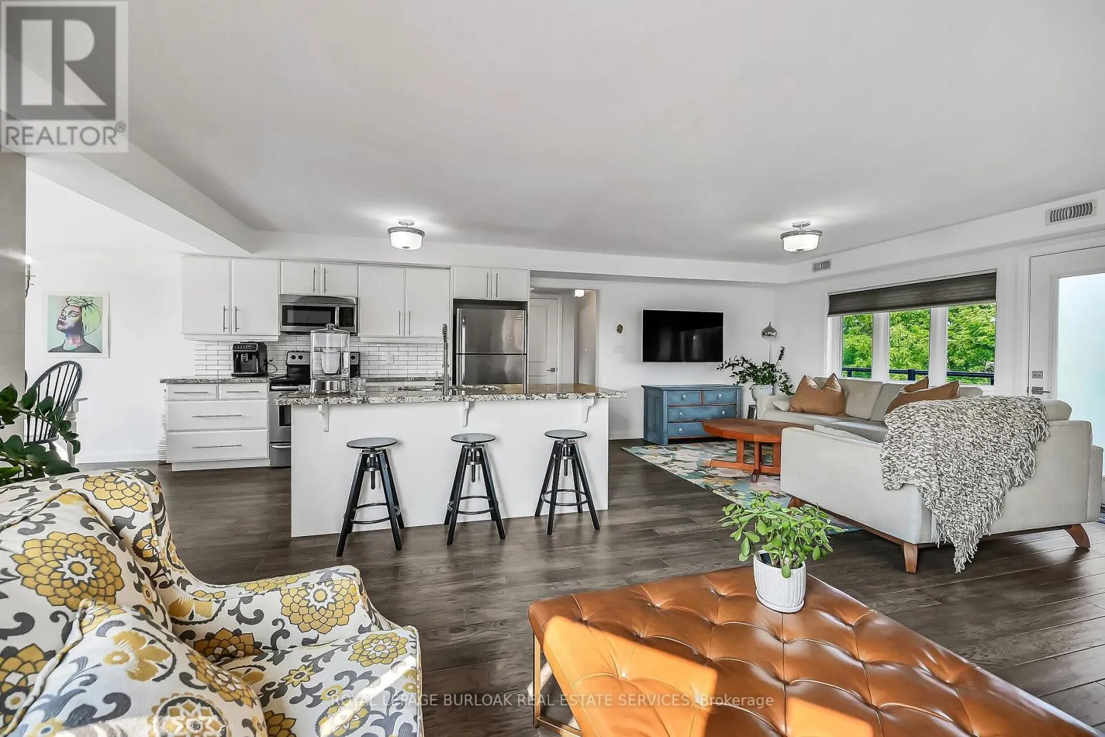 12 - 23 ECHOVALLEY DRIVE