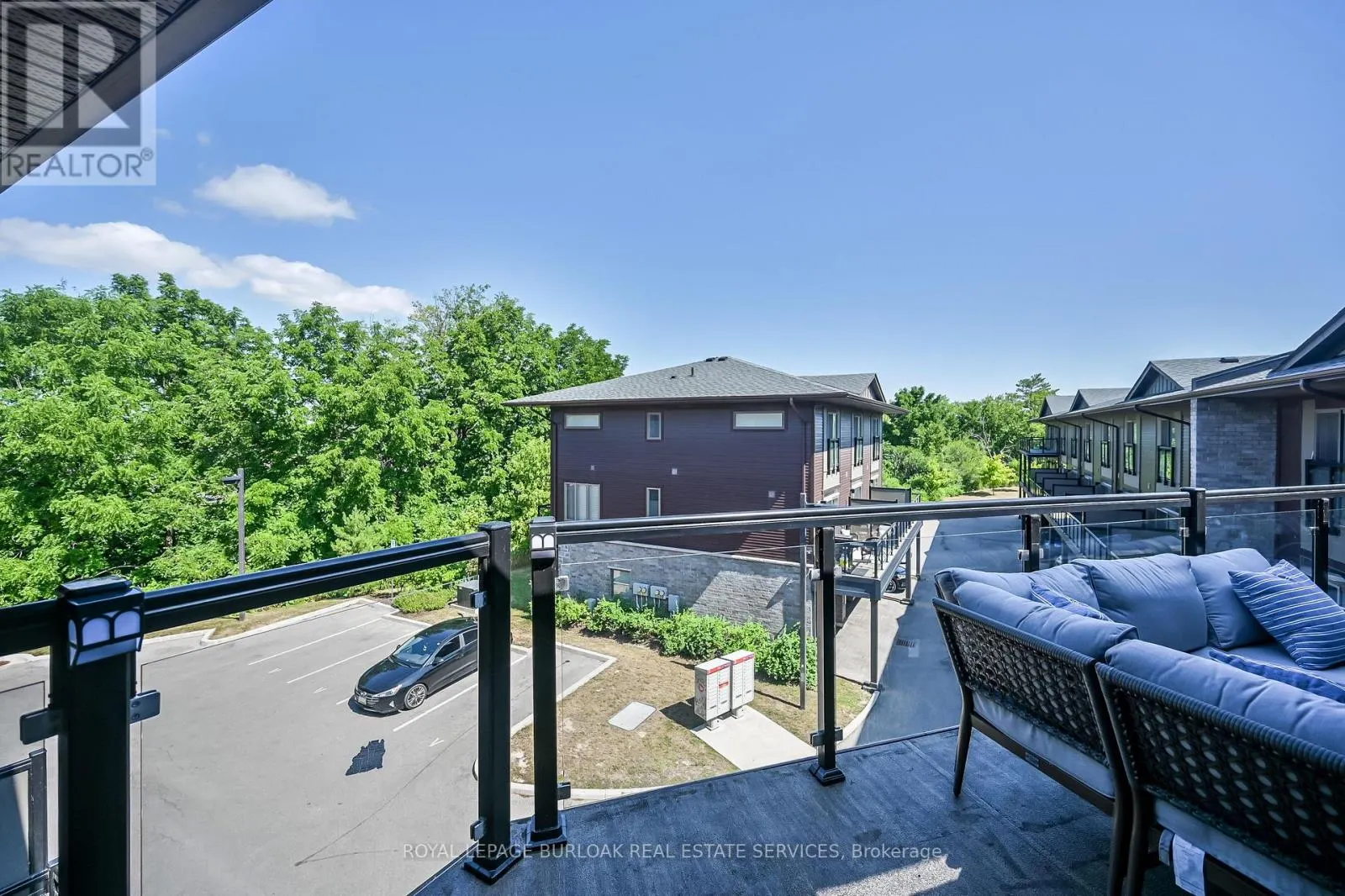 12 - 23 ECHOVALLEY DRIVE