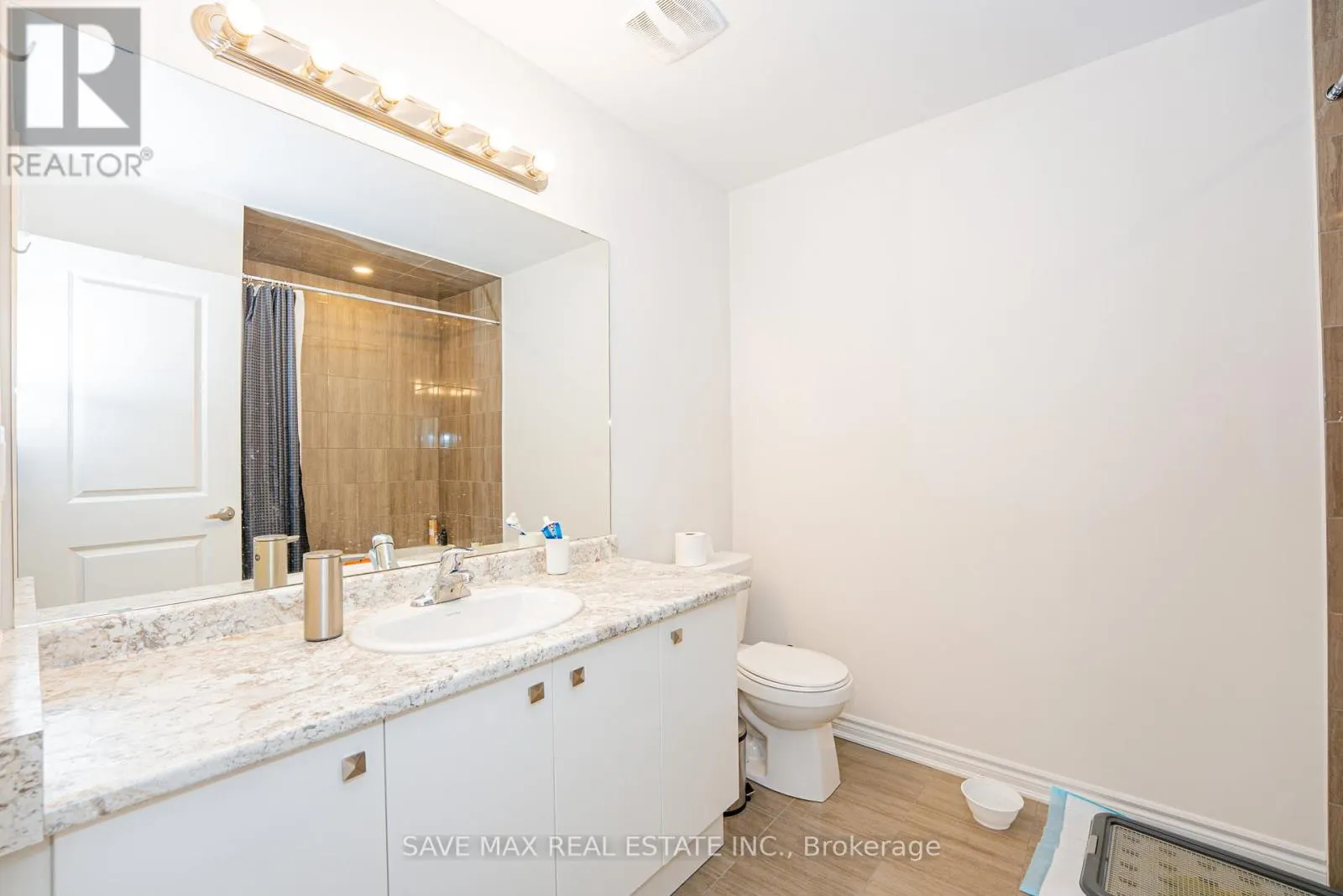 136 SAPPHIRE WAY W