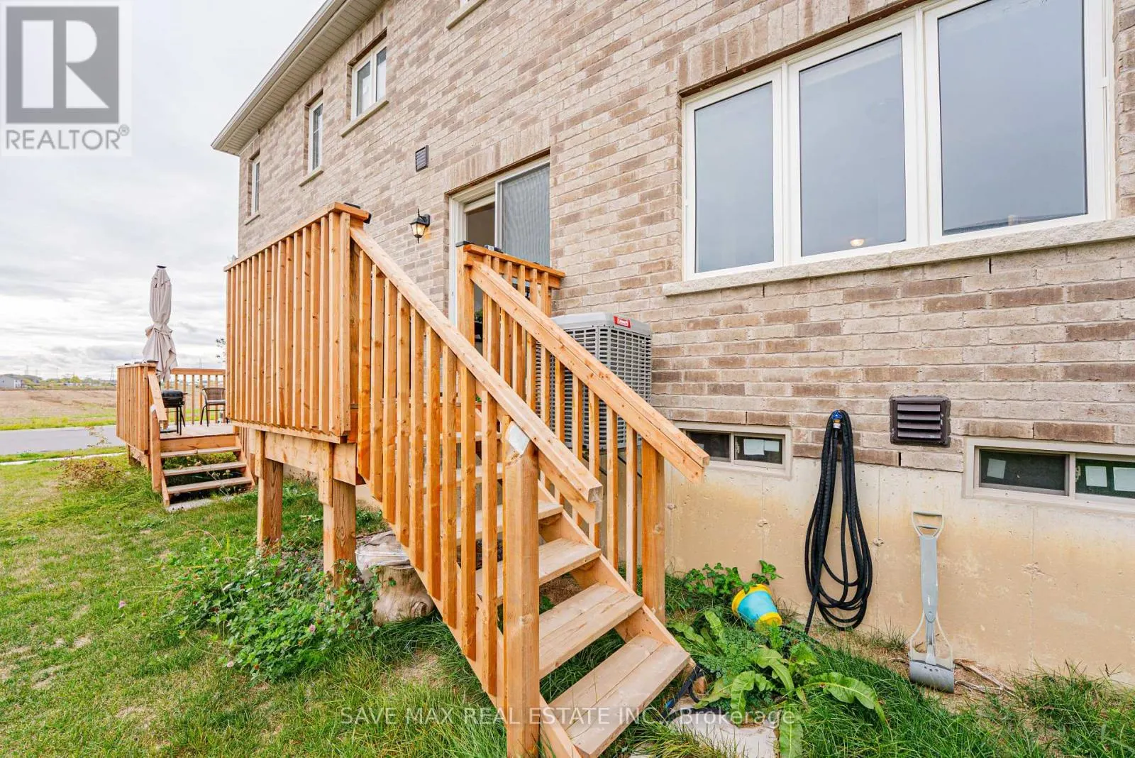 136 SAPPHIRE WAY W
