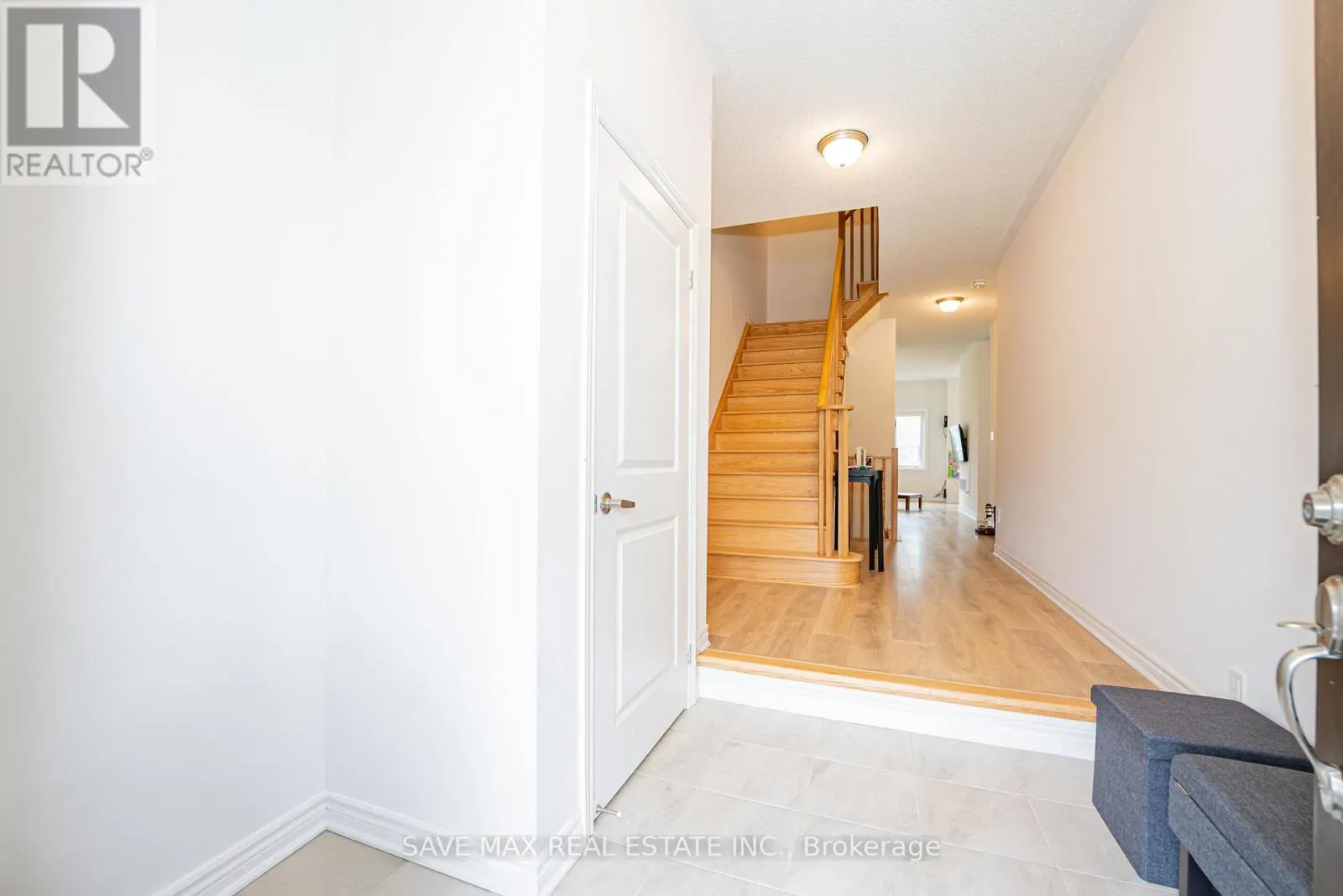 136 SAPPHIRE WAY W