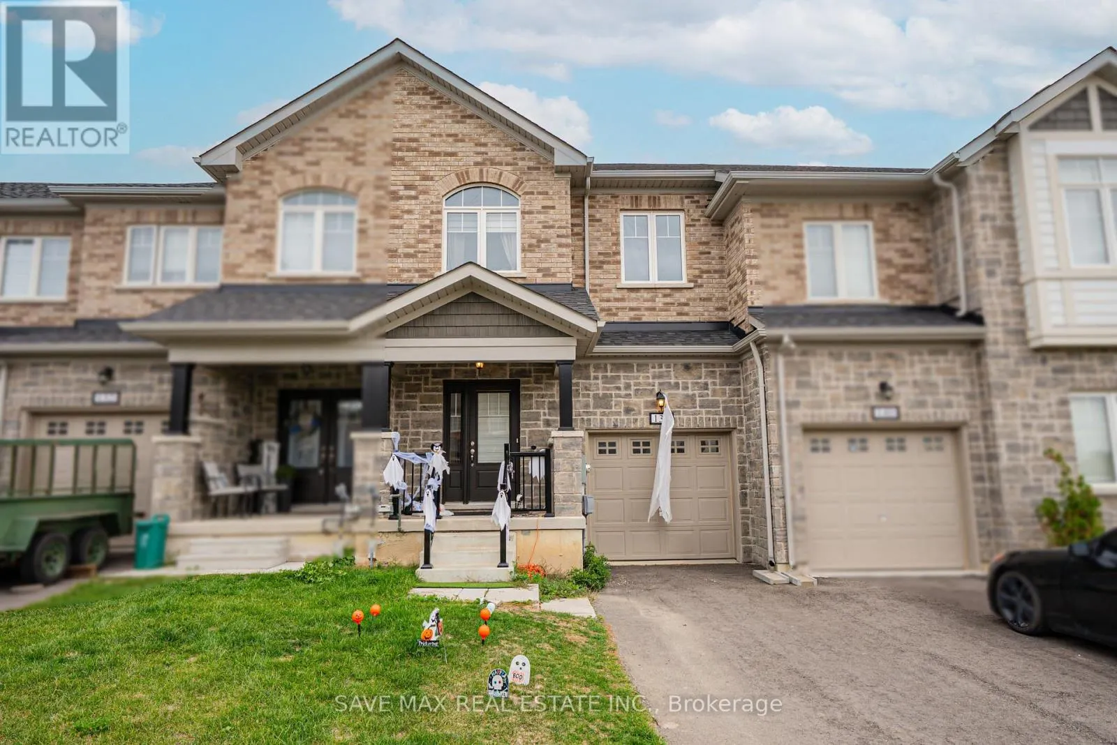 136 SAPPHIRE WAY W