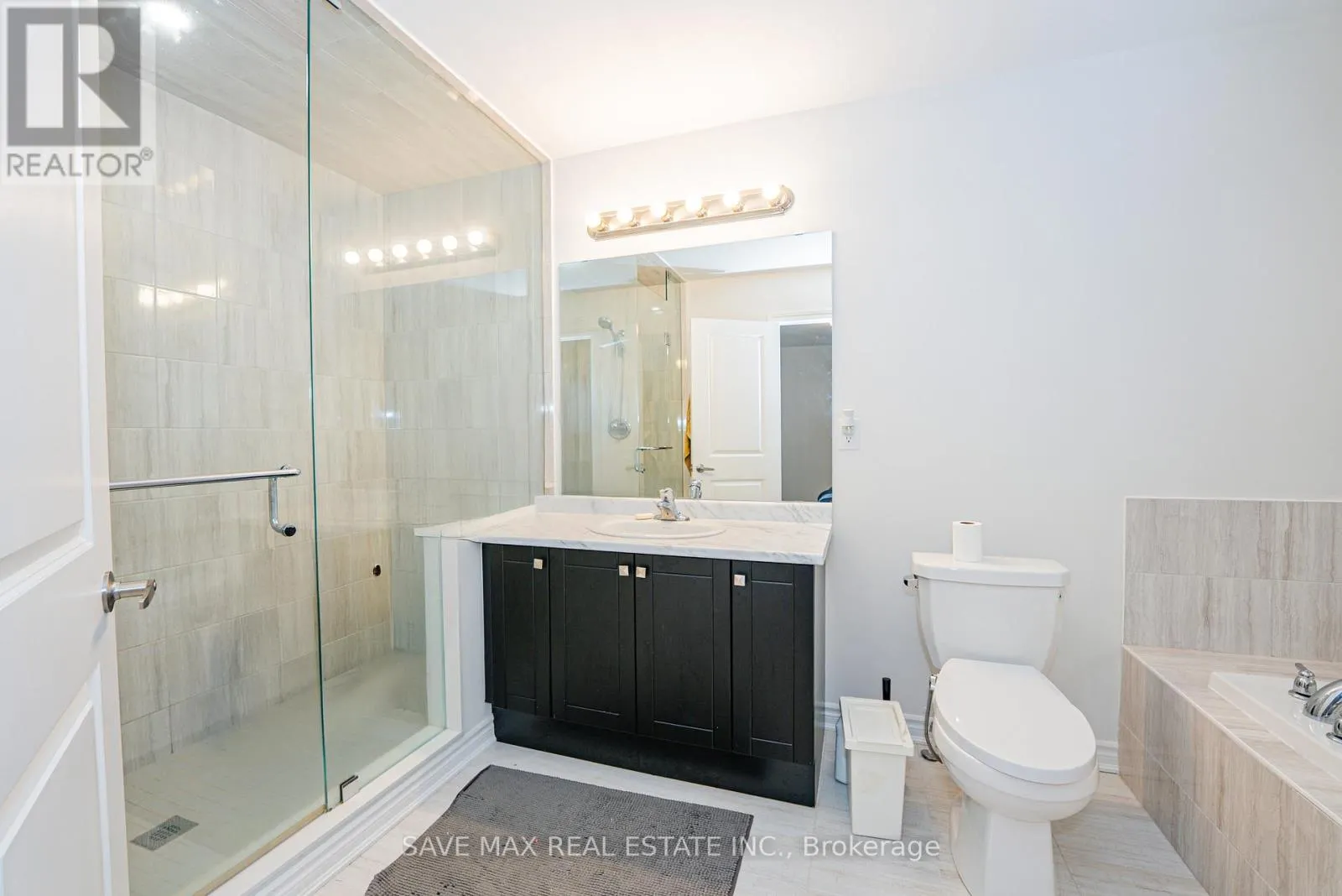 136 SAPPHIRE WAY W