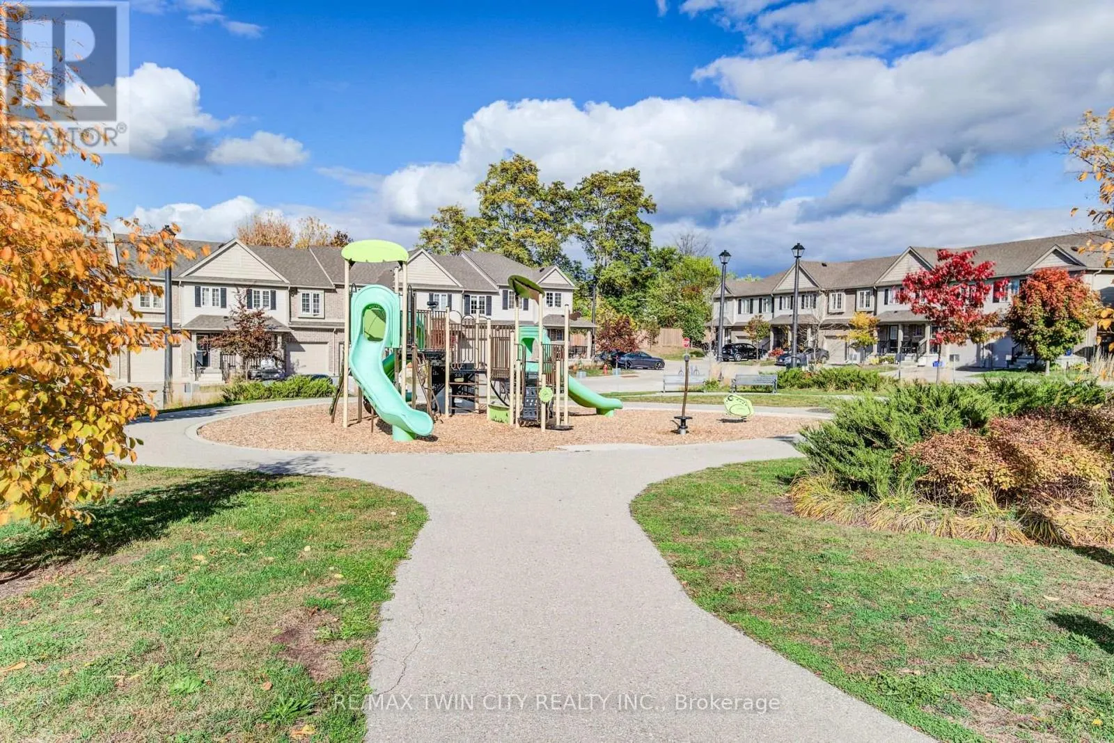 40 - 50 PINNACLE DRIVE