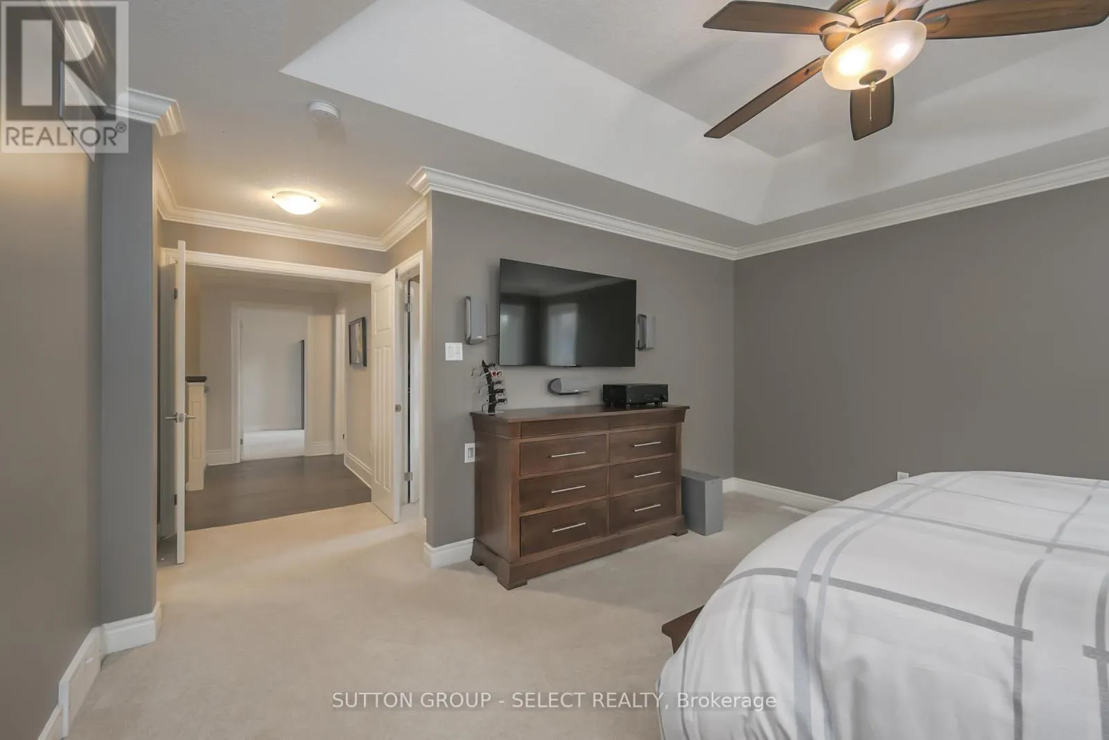 1517 SANDPIPER DRIVE