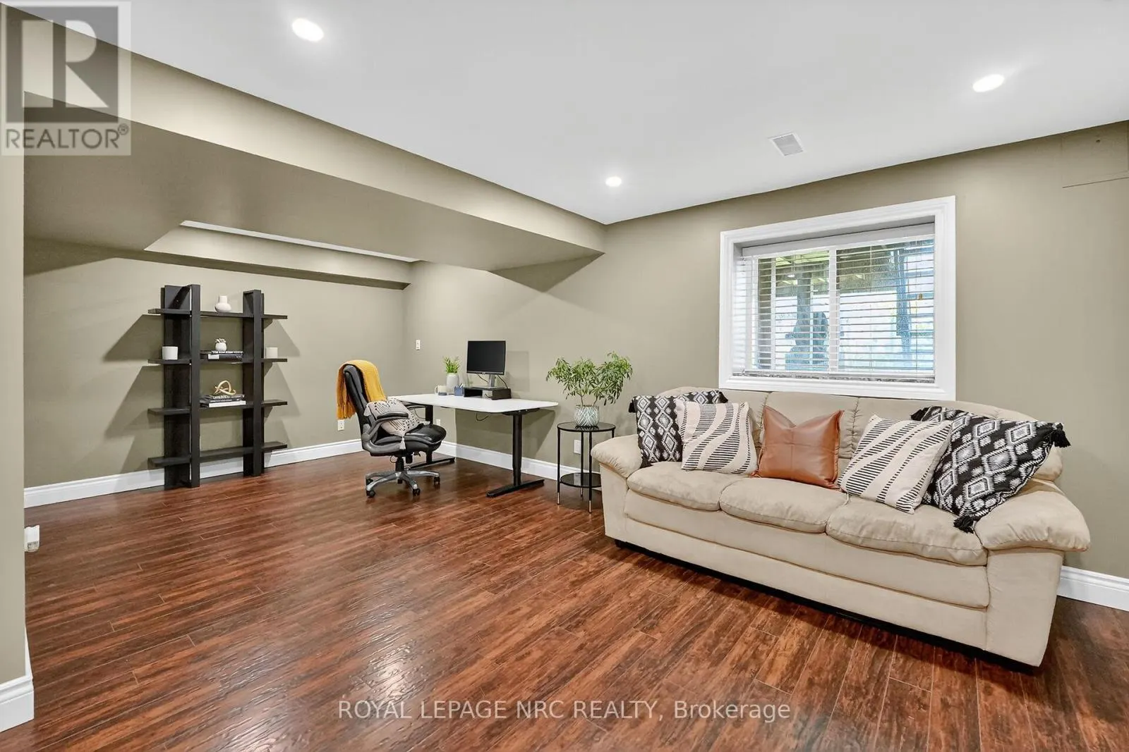 15 - 40 DARTMOUTH GATE, #15