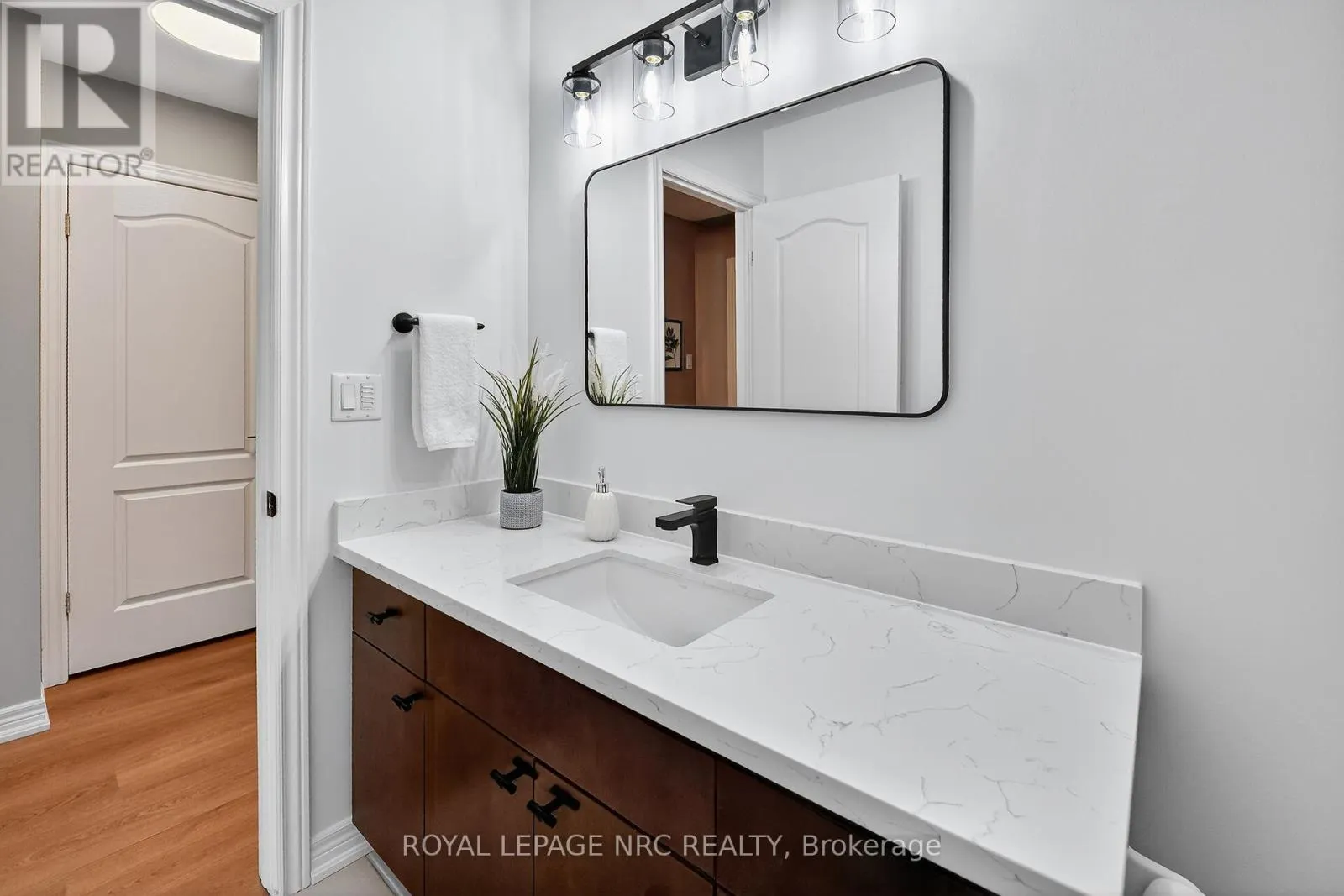15 - 40 DARTMOUTH GATE, #15