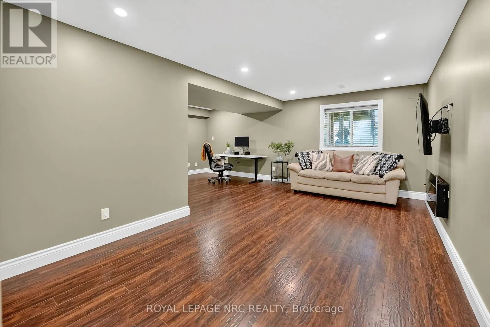 15 - 40 DARTMOUTH GATE, #15