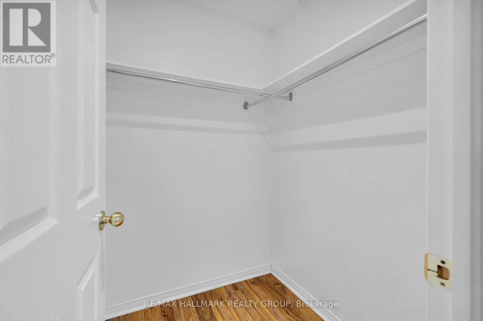 104 BANCHORY CRESCENT