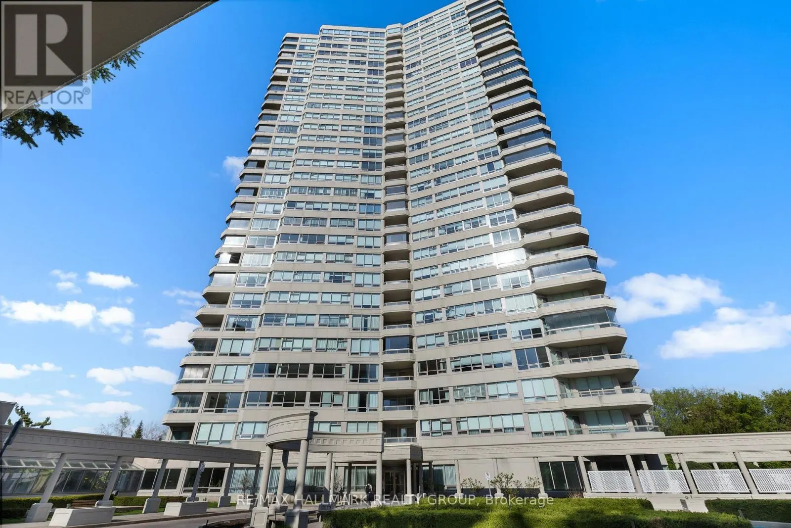 2403 - 1480 RIVERSIDE DRIVE
