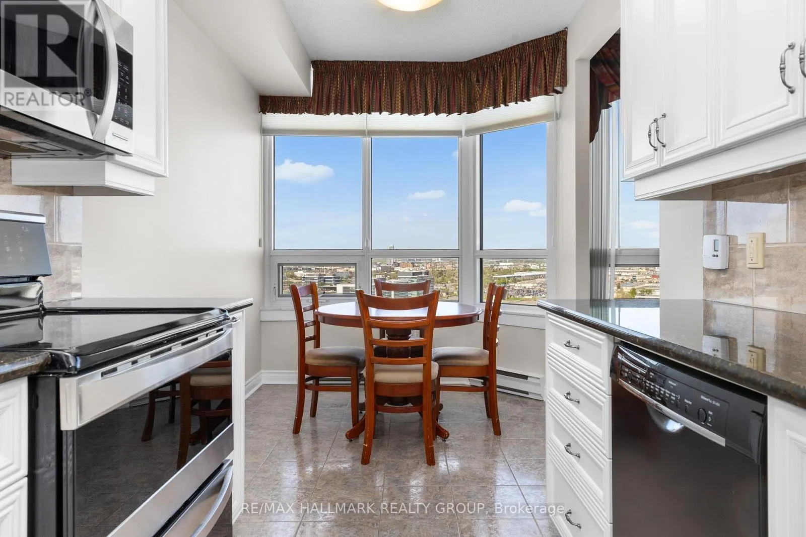 2403 - 1480 RIVERSIDE DRIVE