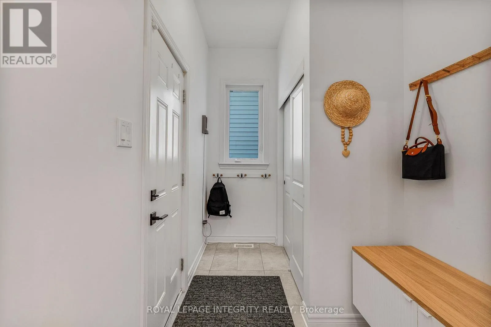 181 CREVASSE ROAD