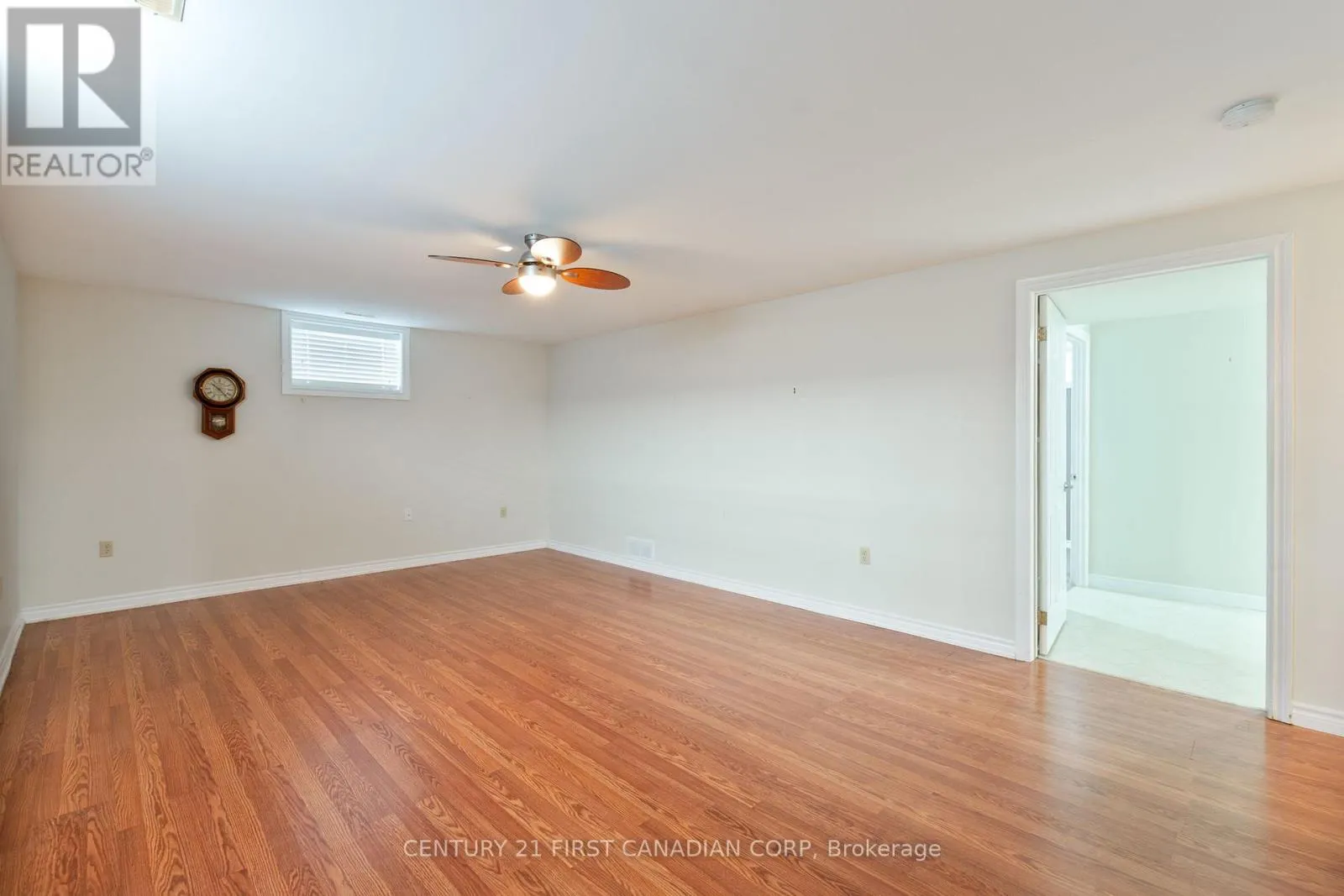 14 - 410 BURWELL ROAD, #14