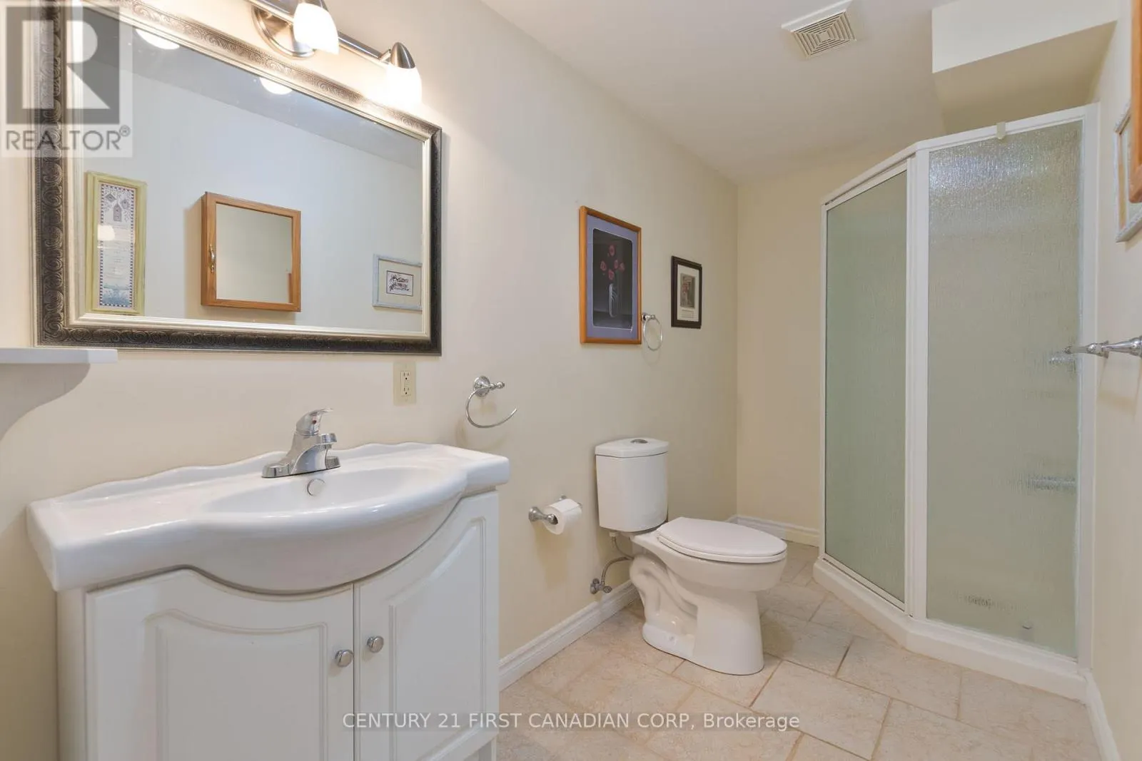 14 - 410 BURWELL ROAD, #14