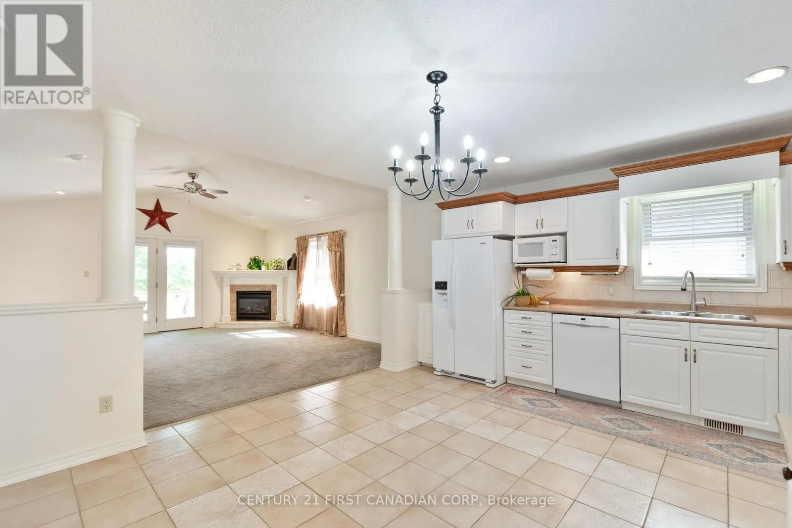 14 - 410 BURWELL ROAD, #14