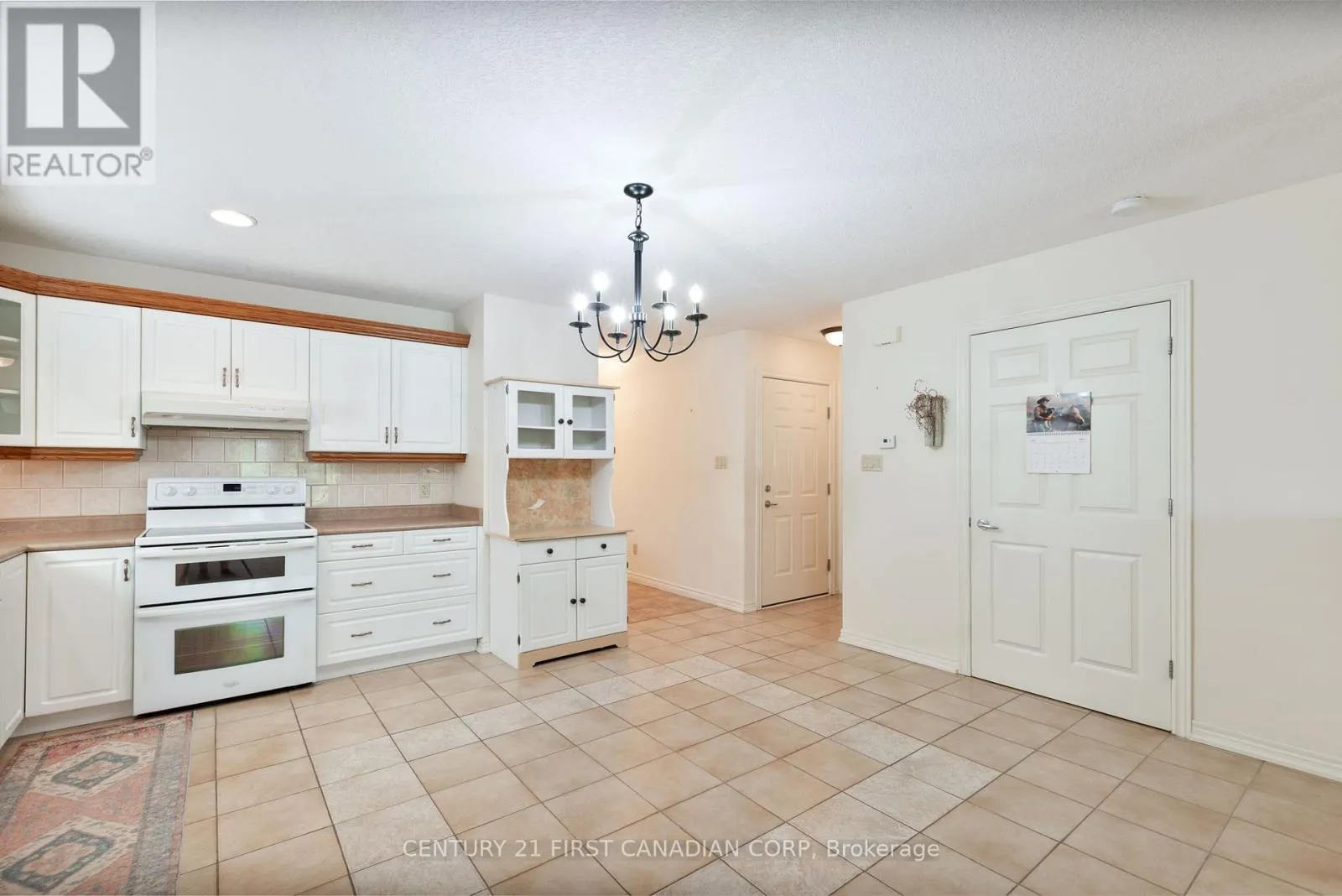 14 - 410 BURWELL ROAD, #14