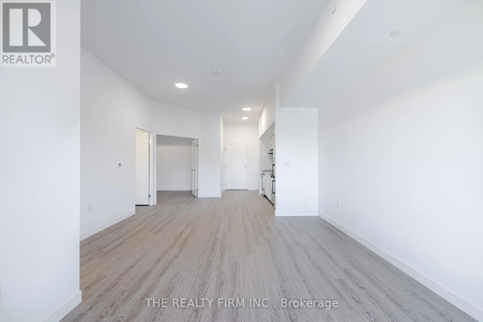 907 - 375 SOUTH STREET, #907