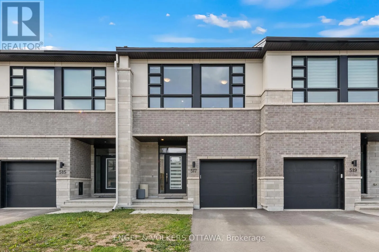 517 COBRA CRESCENT