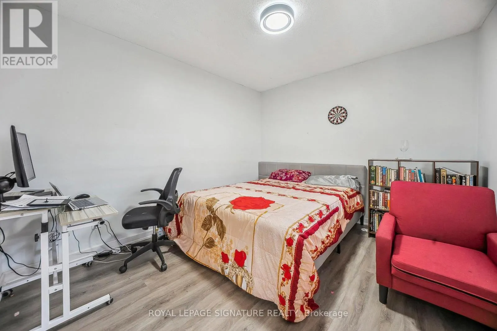90 TISDALE STREET S