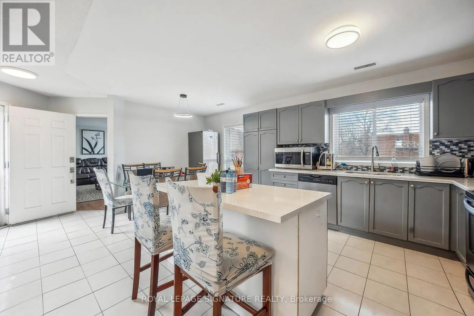 90 TISDALE STREET S
