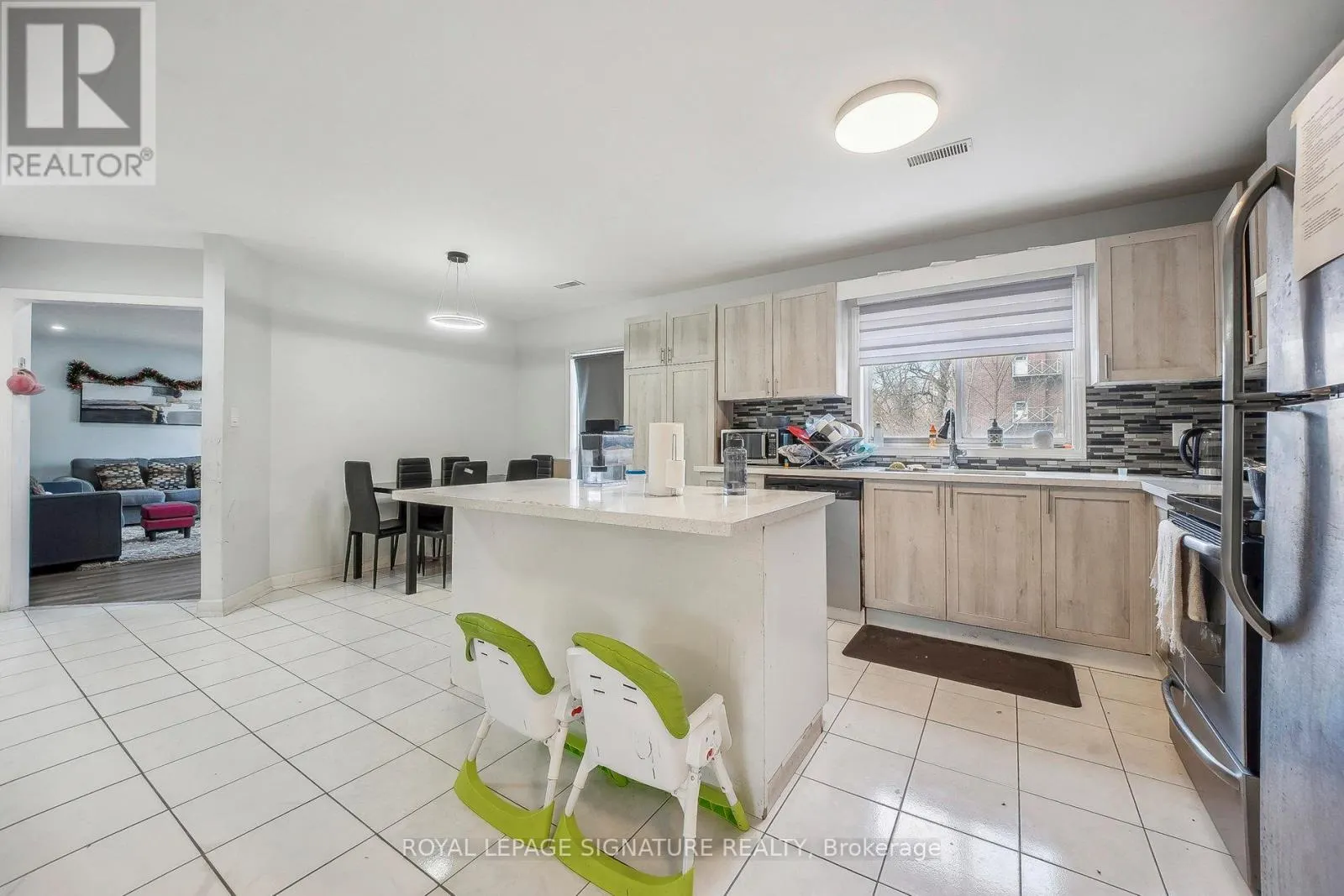 90 TISDALE STREET S