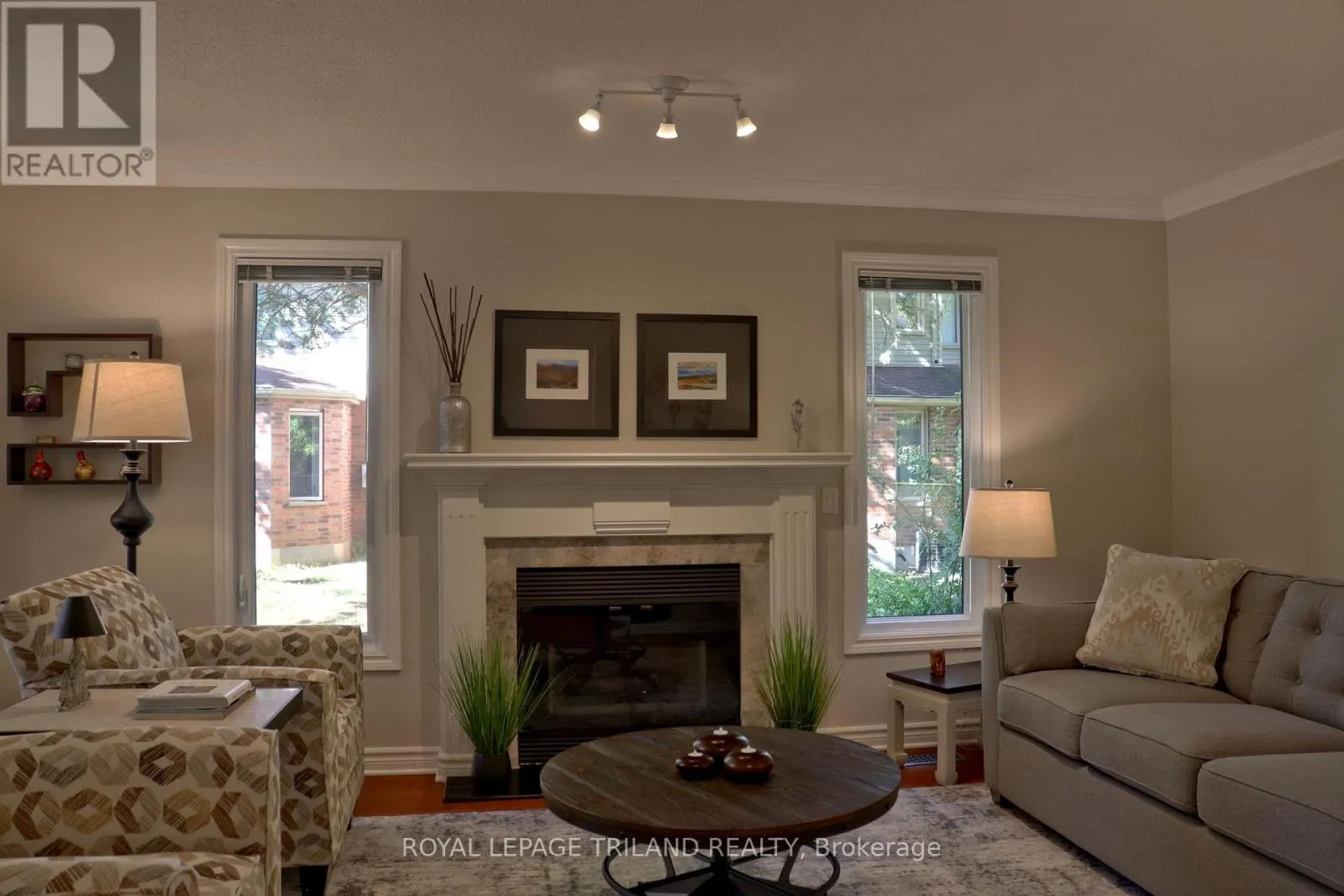 1 - 70 SUNNYSIDE DRIVE, #1
