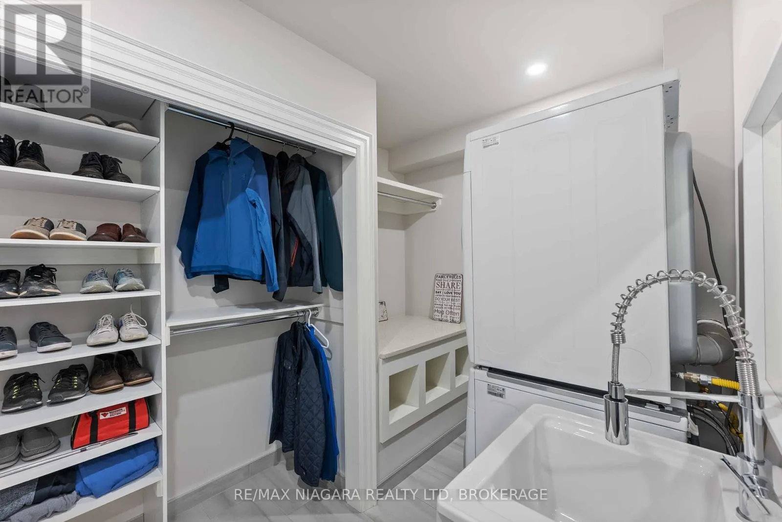 50 SANDALWOOD CRESCENT