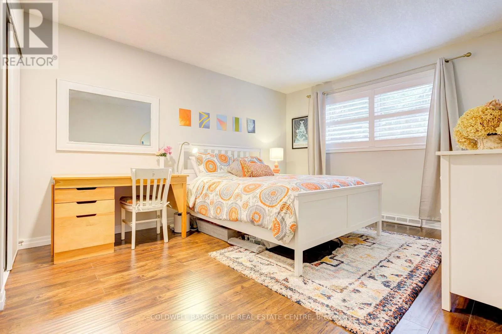 83 INWOOD CRESCENT