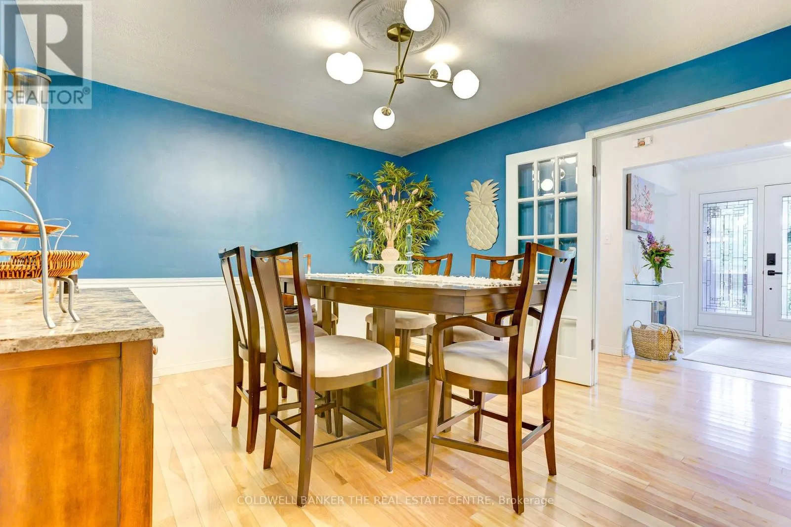 83 INWOOD CRESCENT