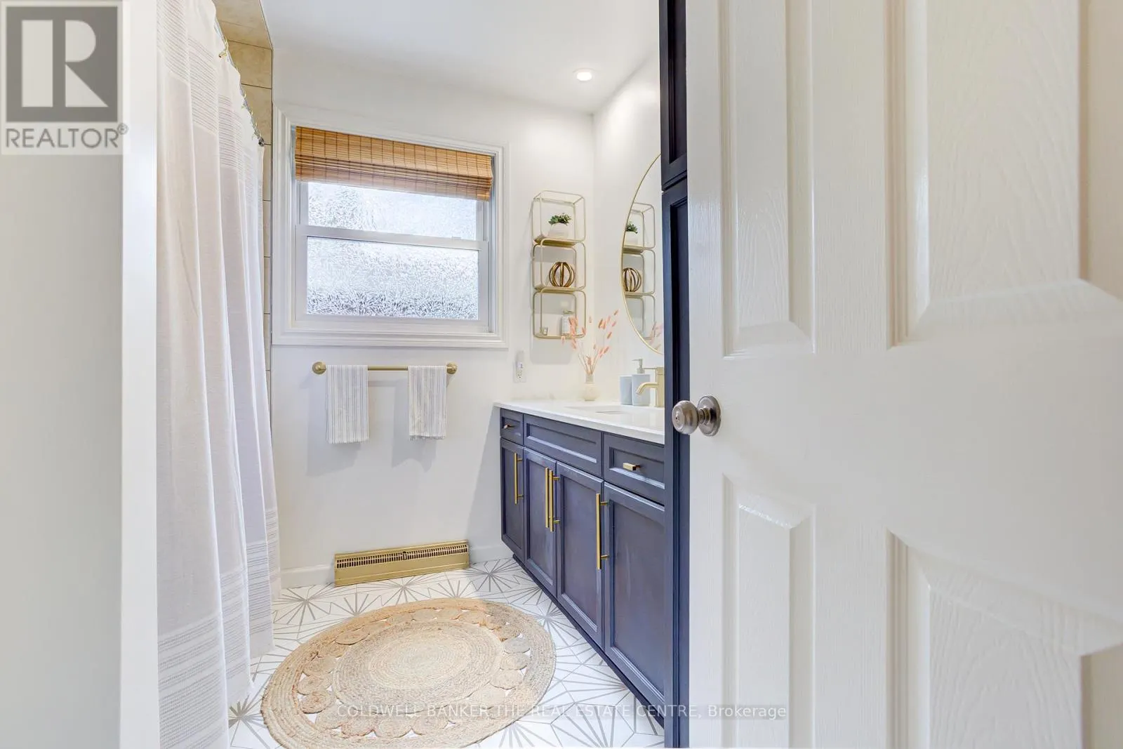 83 INWOOD CRESCENT