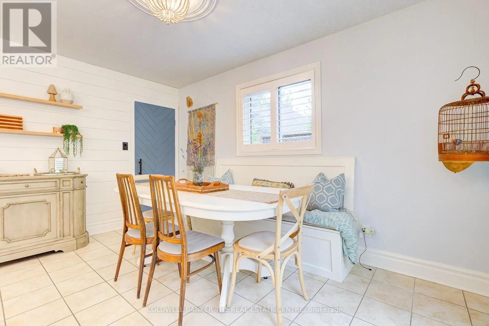 83 INWOOD CRESCENT