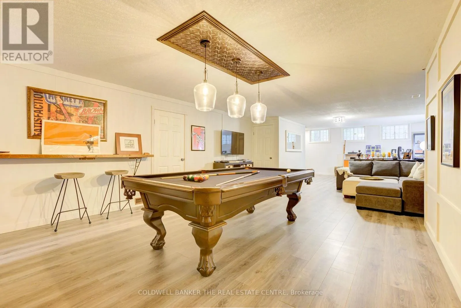 83 INWOOD CRESCENT