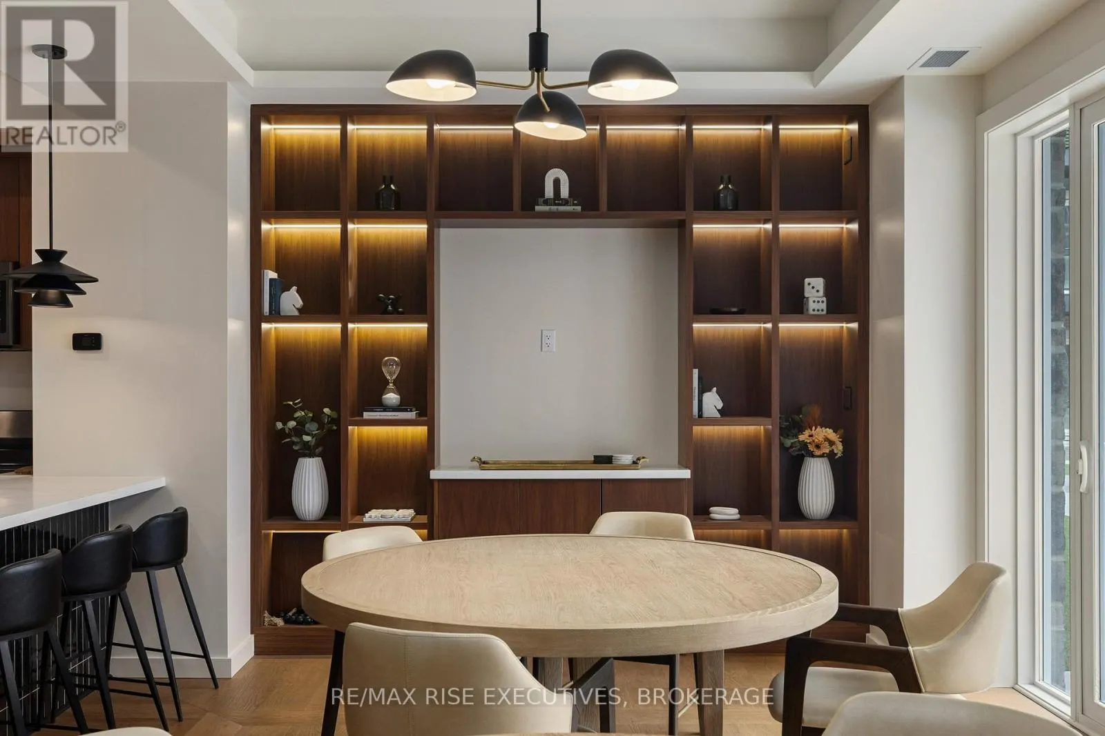 515 - 2274 PRINCESS STREET, #515