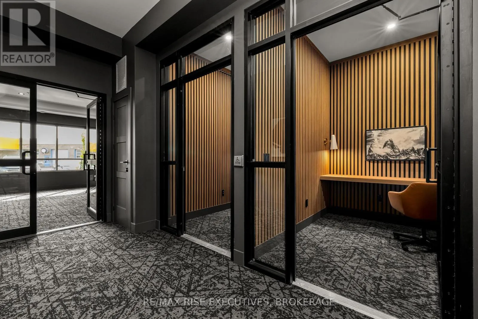 505 - 2274 PRINCESS STREET, #505