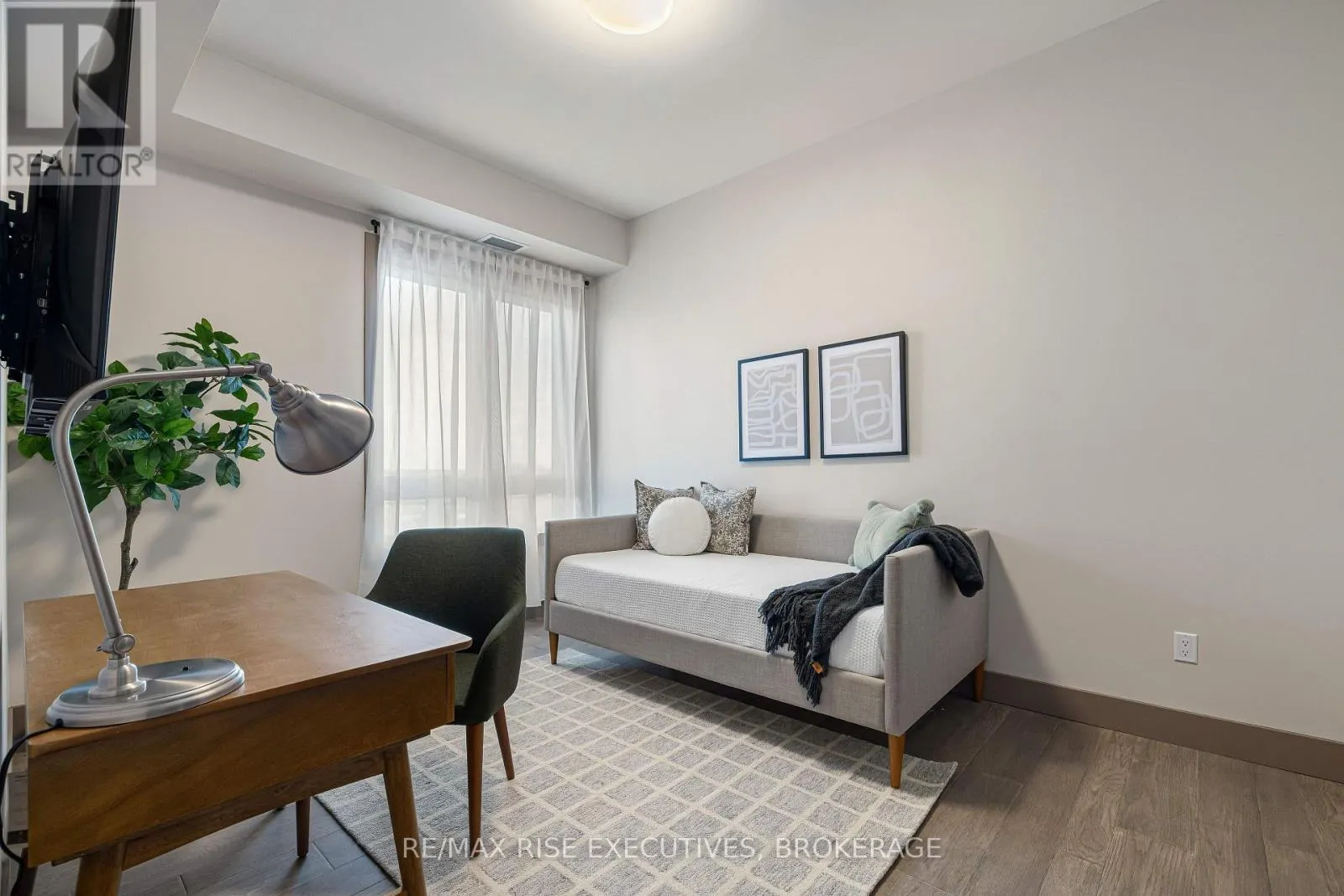 508 - 2274 PRINCESS STREET, #508
