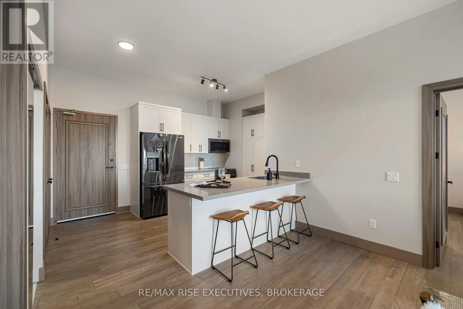 508 - 2274 PRINCESS STREET, #508
