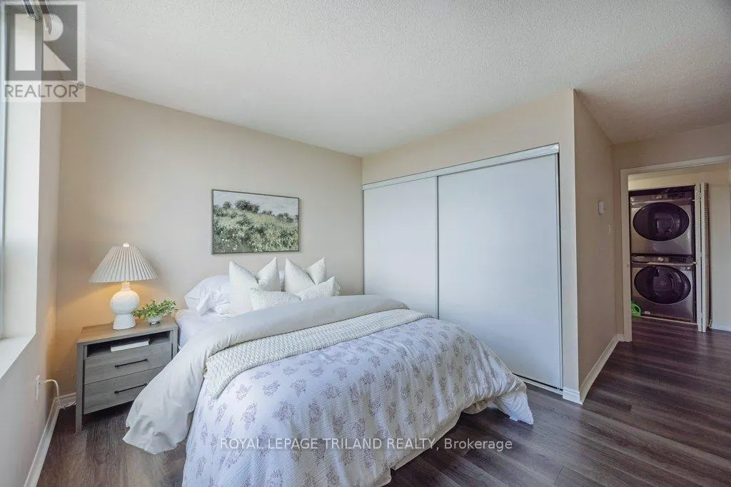 1105 - 155 KENT STREET, #1105