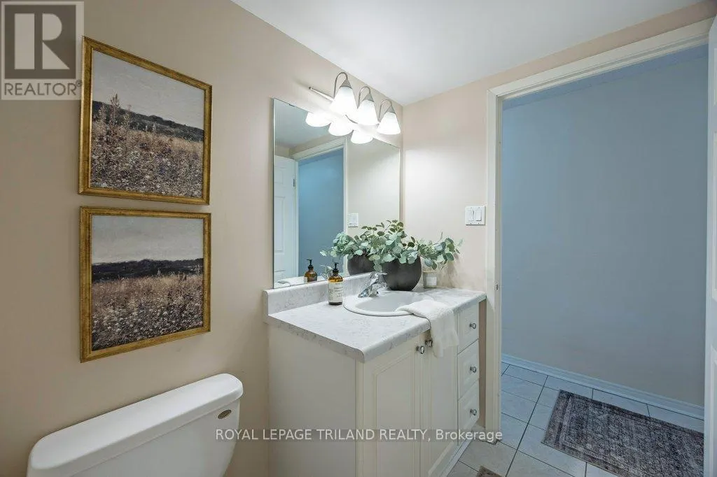 1105 - 155 KENT STREET, #1105