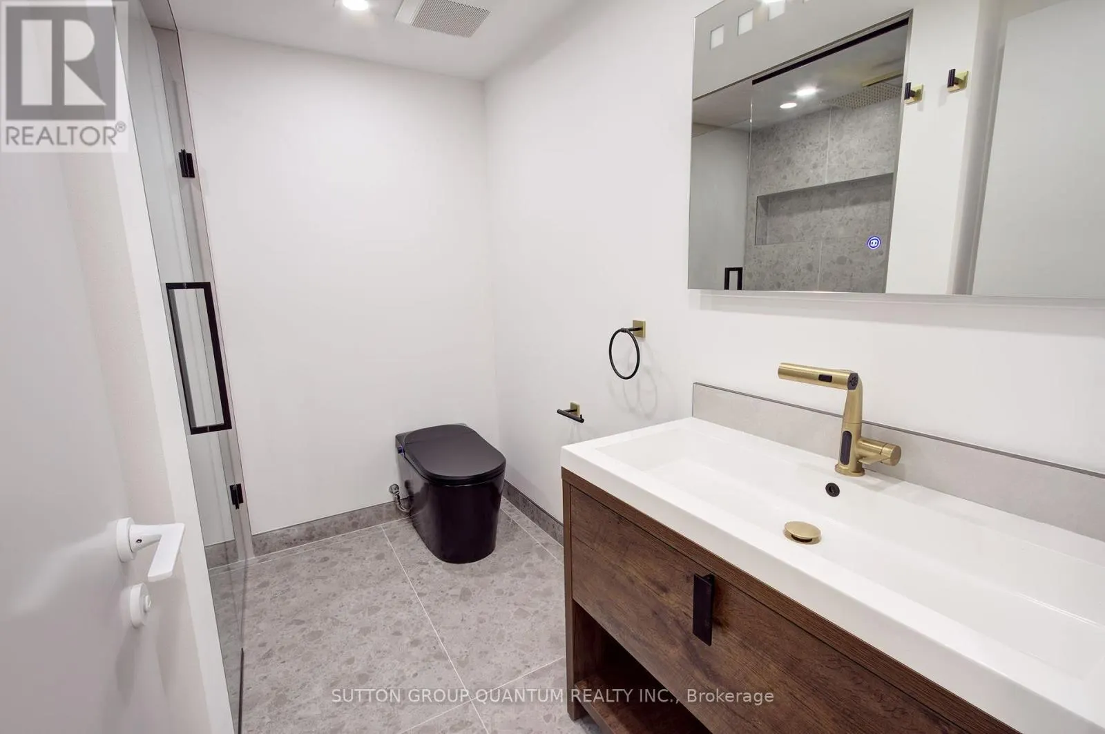 LOWER UNIT - 95 SOUTH BEND ROAD E